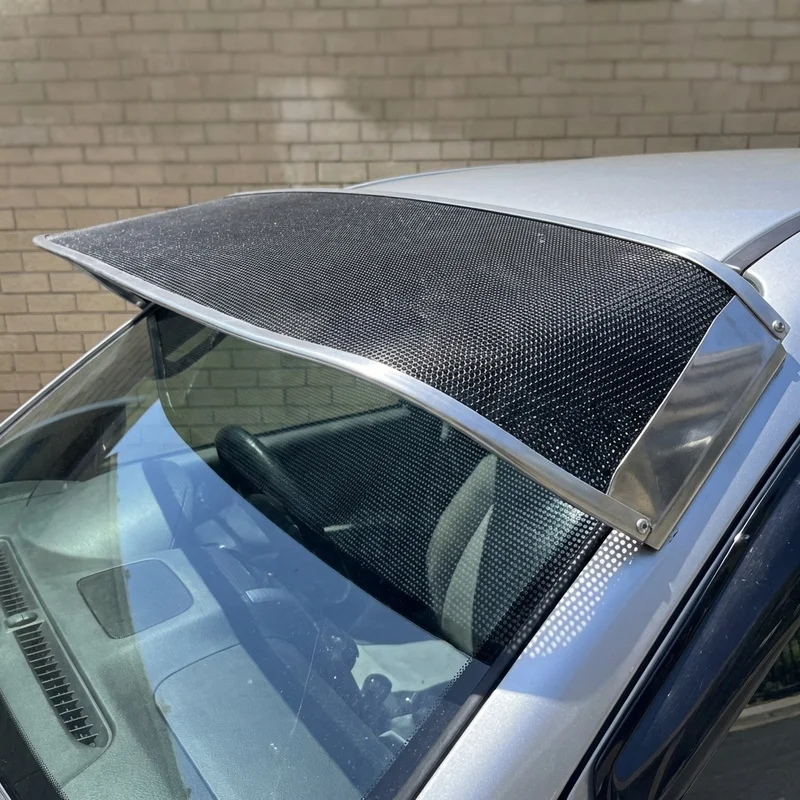 BMW i7 Mesh Windscreen Sunvisor (2023 - 2025) - 1