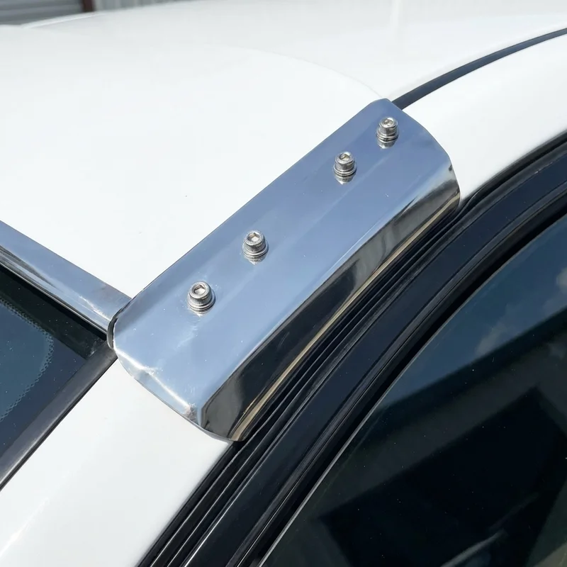 Cadillac CT4 aurinkosuojan kiinnikesarja (2020 - 2025) - 1