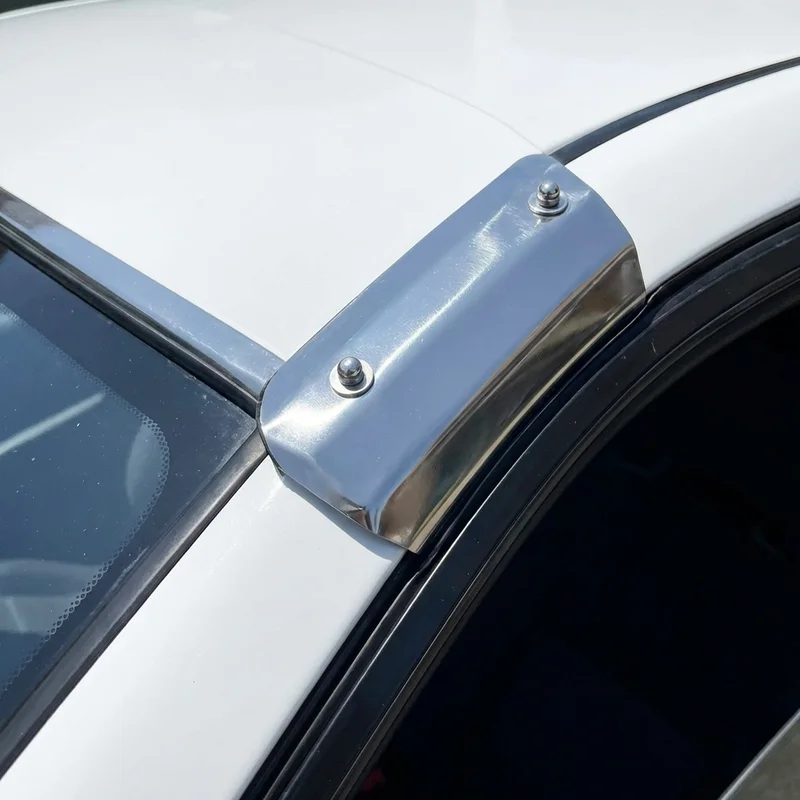 Cadillac Escalade EXT aurinkosuojan kiinnikesarja (2002 - 2013) - 1