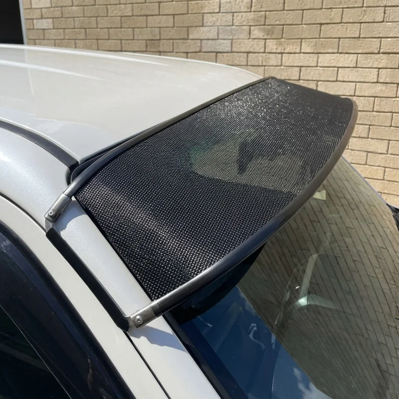 Cadillac Escalade EXT verkko tuulilasin aurinkosuoja (2002 - 2013) - 1