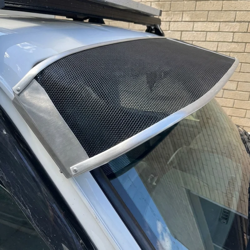 Cadillac Escalade Gitter-Sonnenblende (1999 - 2025) - 1