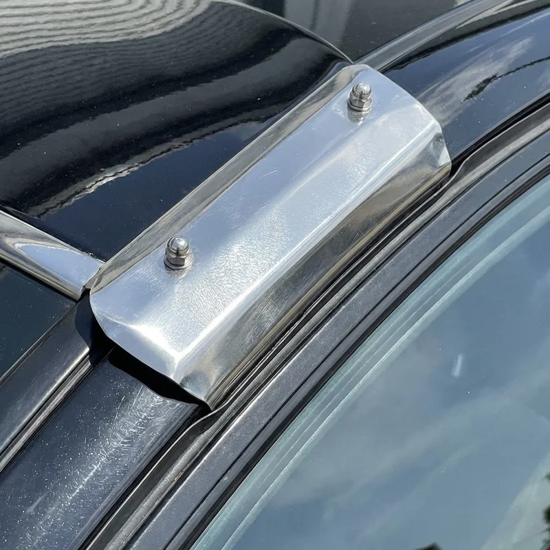 Carado Banff Sunvisor Mounting Bracket Kit (2019 - 2019) - 1