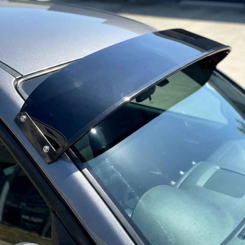 Checker Marathon Solid Acrylic Windscreen Sunvisor (1970 - 1982) - 1