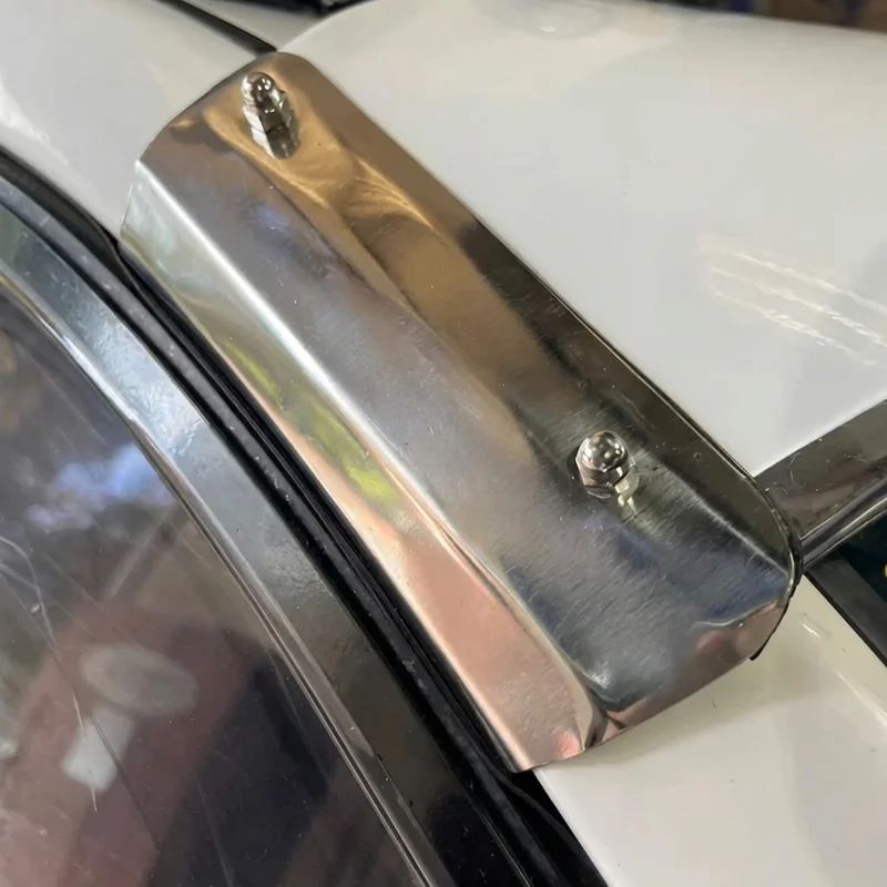 Zestaw uchwytów montażowych do osłony Chevrolet Blazer EV (2024 - 2025) - 1