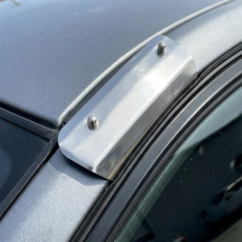 Zestaw uchwytów montażowych do osłony Chevrolet Caprice (1968 - 2017) - 1