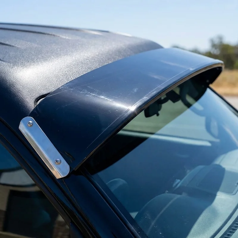 Viseira de Para-brisa em Acrílico Chevrolet Express Cargo (2010 - 2021) - 1