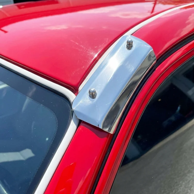 Chevrolet LCF 5500XD Sunvisor Mounting Bracket Kit (2017 - 2022) - 1