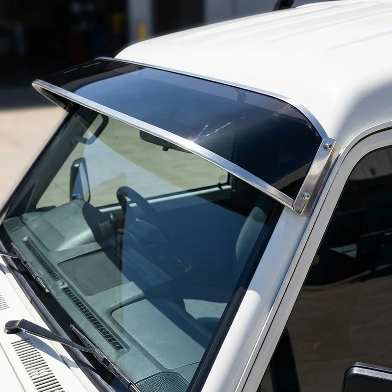 Chevrolet Onix Solid Acrylic Windscreen Sunvisor (2021 - 2021) - 1