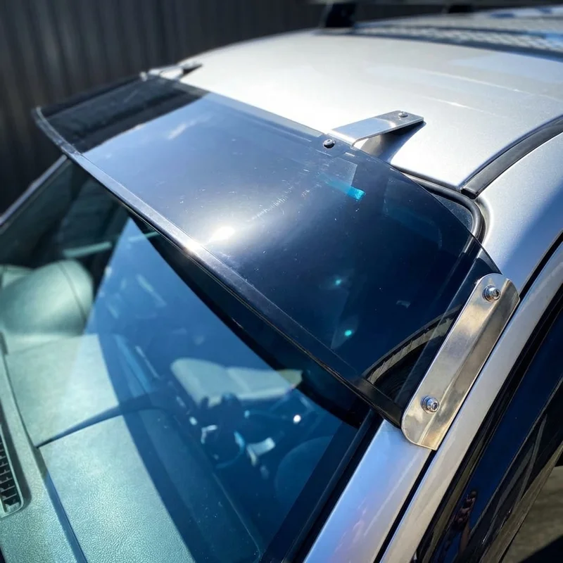 Chevrolet Silverado 2500 Acryl-Sonnenblende massiv (1999 - 2018) - 1