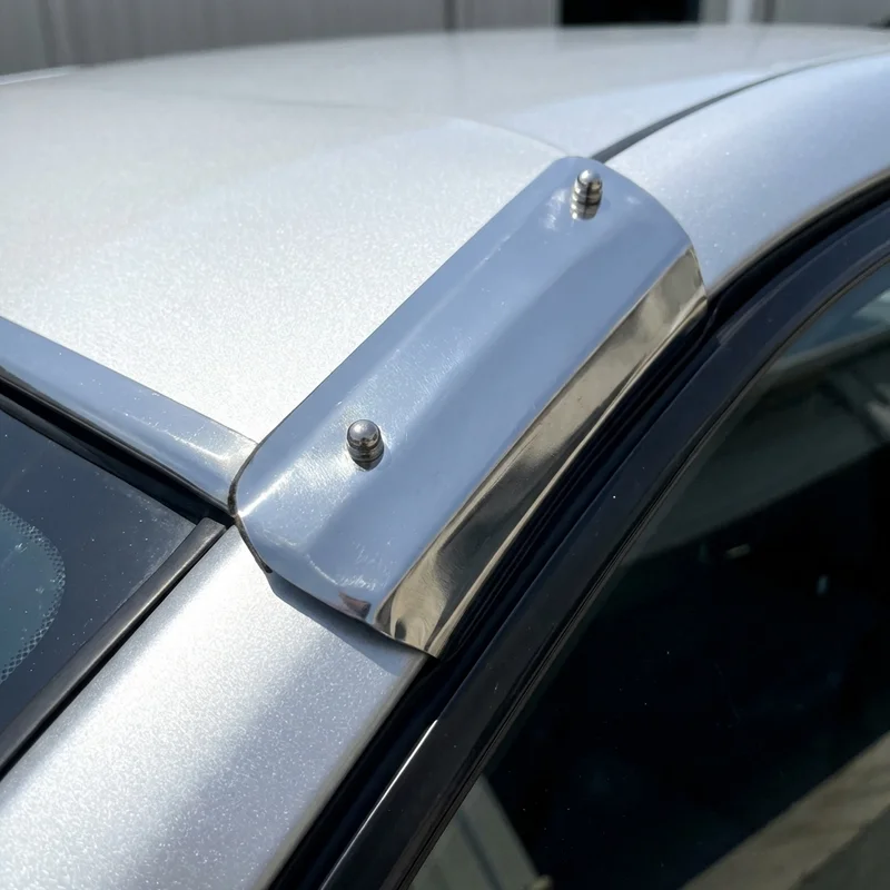 Chevrolet Silverado 3500 HD Sunvisor Mounting Bracket Kit (2007 - 2025) - 1