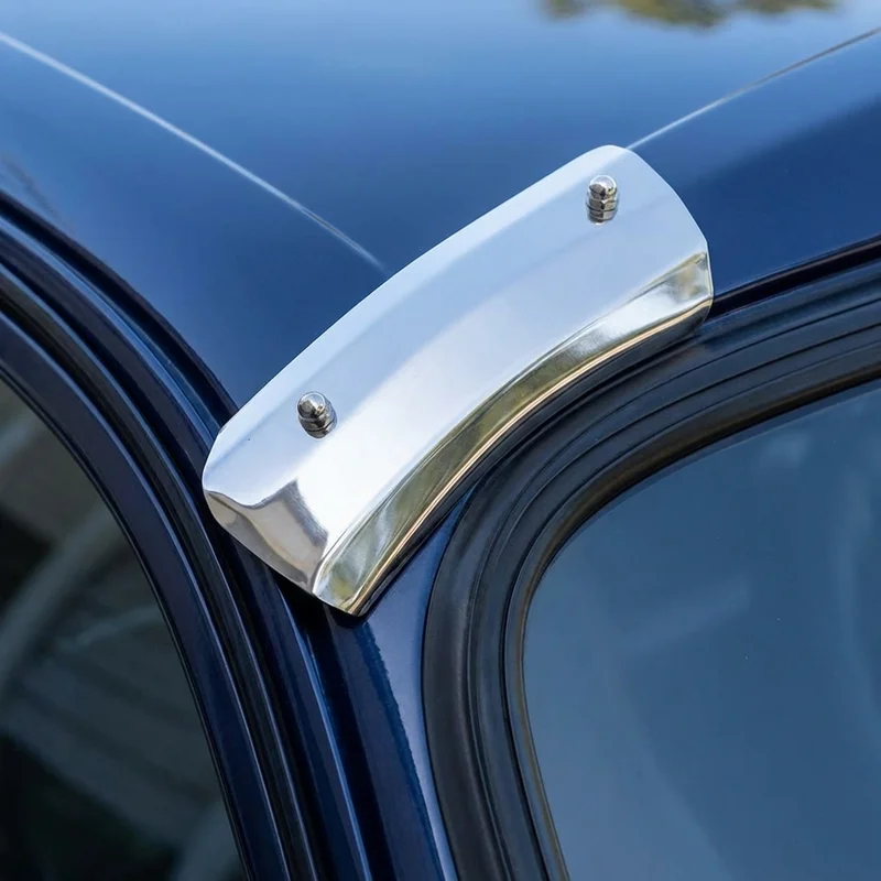Chevrolet Silverado 6500 HD Sunvisor Mounting Bracket Kit (2019 - 2023) - 1