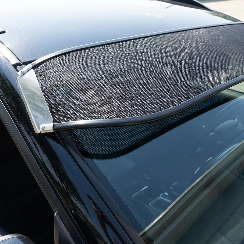 Chevrolet Sonic võrk-päikesevisiir tuuleklaasile (2012 - 2020) - 1