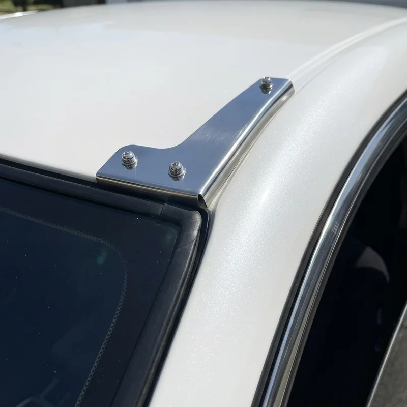 Chevrolet Suburban 1500 Sunvisor Mounting Bracket Kit (1995 - 2014) - 1