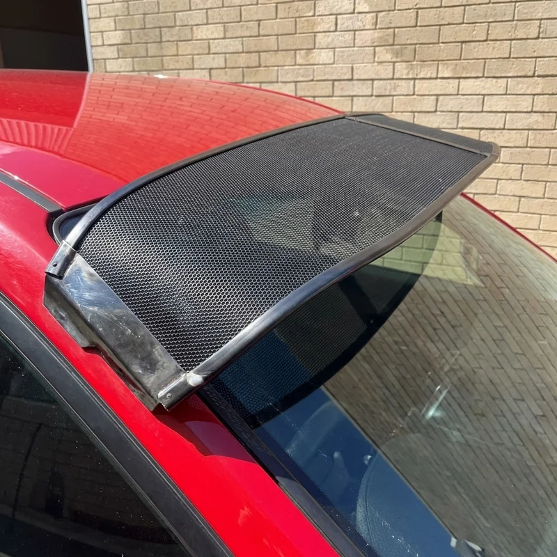 Chevrolet Suburban 1500 Mesh Windscreen Sunvisor (1995 - 2014) - 1