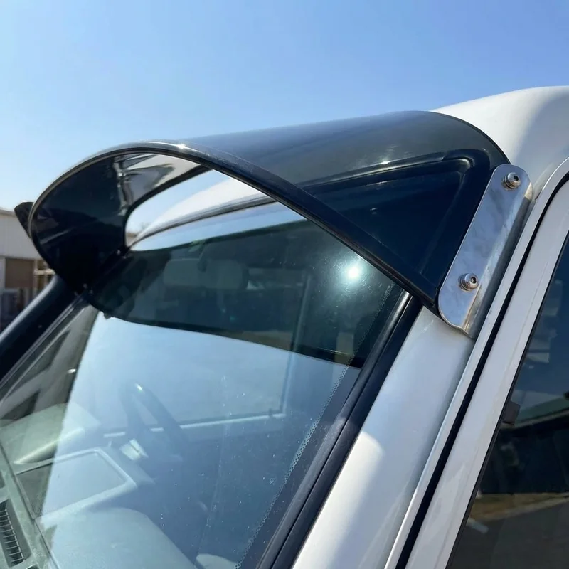 Chevrolet Suburban 2500 Solid Acrylic Windscreen Sunvisor (2000 - 2013) - 1