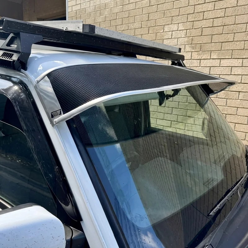 Parasol de malla para parabrisas Chevrolet Tahoe (1995 - 2025) - 1