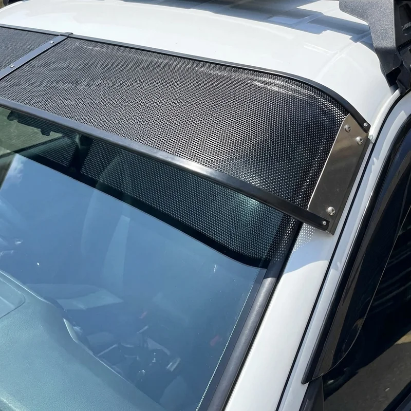 Visera de Malla para Parabrisas Chevrolet Trailblazer EXT (2002 - 2006) - 1