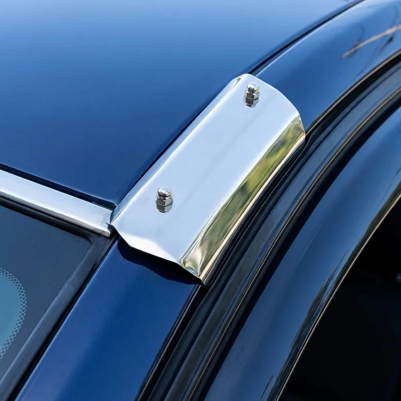 Chevrolet W6500 Tiltmaster visiiri kinnituskomplekt (1987 - 1996) - 1