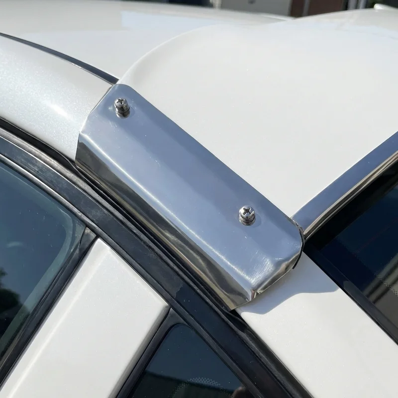 Chrysler Daytona aurinkosuojan kiinnikesarja (1984 - 1993) - 1