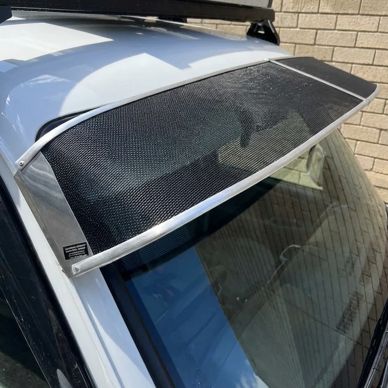 Chrysler Executive Sedan nät-solskydd för vindruta (1983 - 1984) - 1