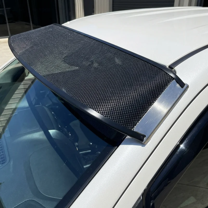 Chrysler PT Cruiser Mesh Windscreen Sunvisor (2001 - 2010) - 1