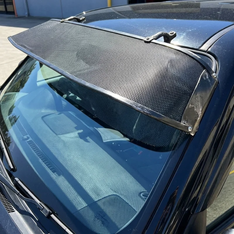 Dodge R300 Mesh Windscreen Sunvisor (1974 - 1974) - 1