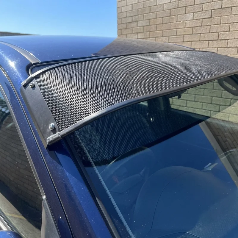 บังแดดกระจกหน้ารถแบบตาข่าย Dodge Ram 5500 (2008 - 2010) - 1