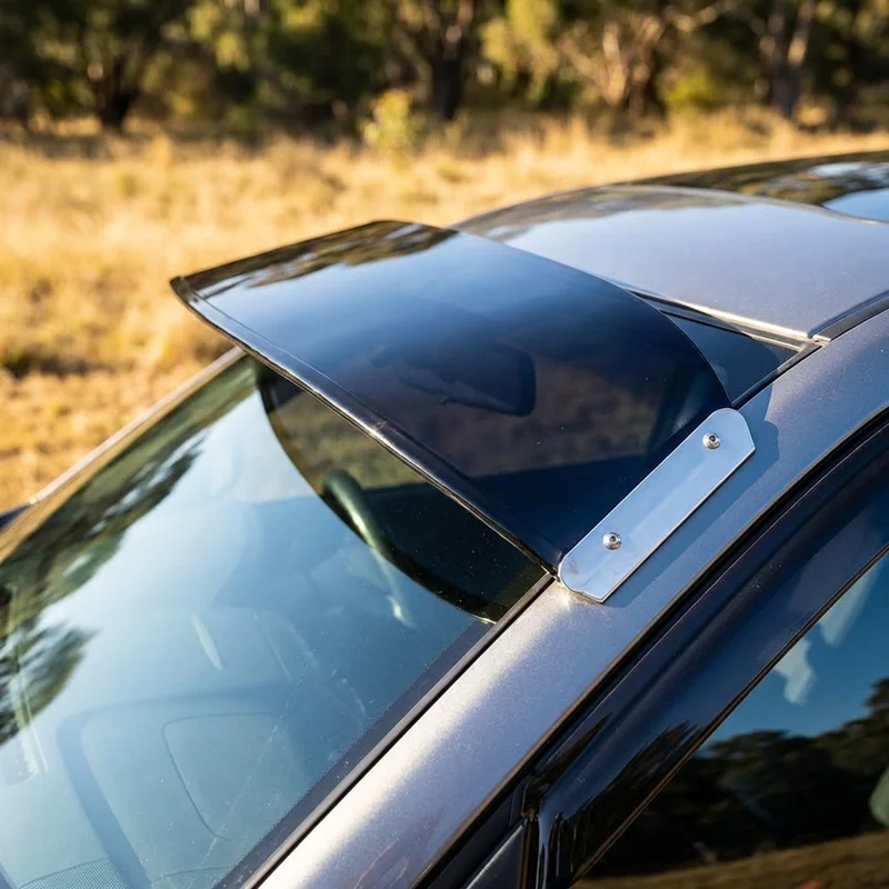 Dynamax Corp DX3 tahke akrüül-päikesevisiir tuuleklaasile (2019 - 2022) - 1