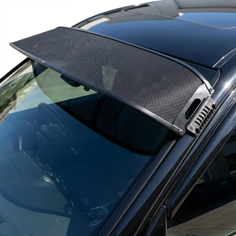 Dynamax Corp Dynaquest XL Mesh Windscreen Sunvisor (2019 - 2022) - 1