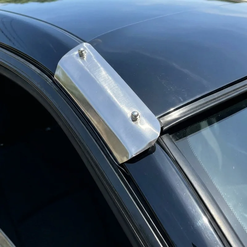 Dynamax Corp Isata 3 Sunvisor Mounting Bracket Kit (2019 - 2022) - 1