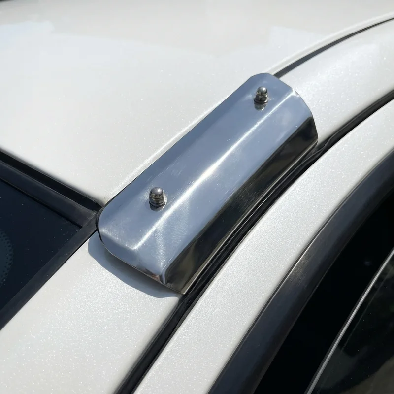 Ferrari 488 GTB skydelio tvirtinimo kronšteinų rinkinys (2016 - 2019) - 1