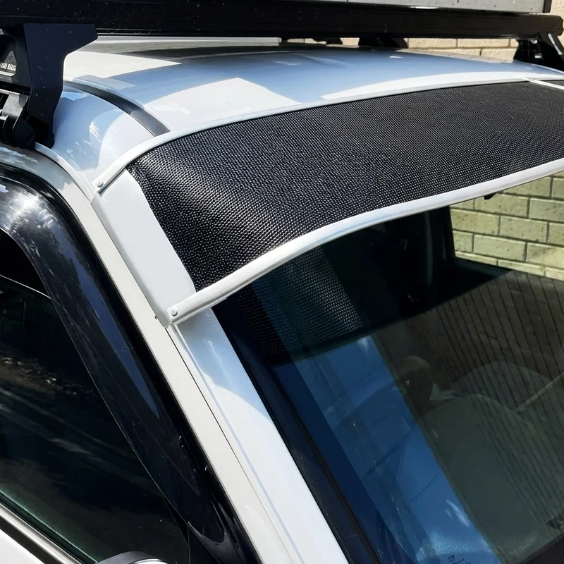 Ferrari 550 Maranello Mesh Windscreen Sunvisor (1997 - 2003) - 1