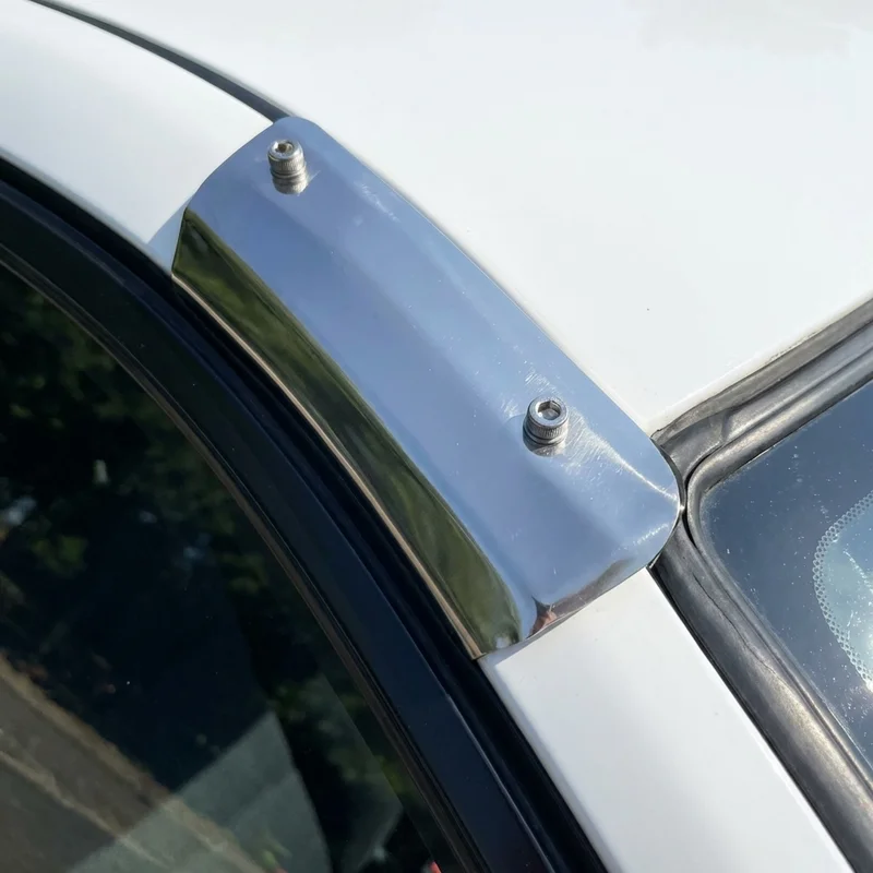 Ferrari GTC4Lusso T visiiri kinnituskomplekt (2018 - 2018) - 1