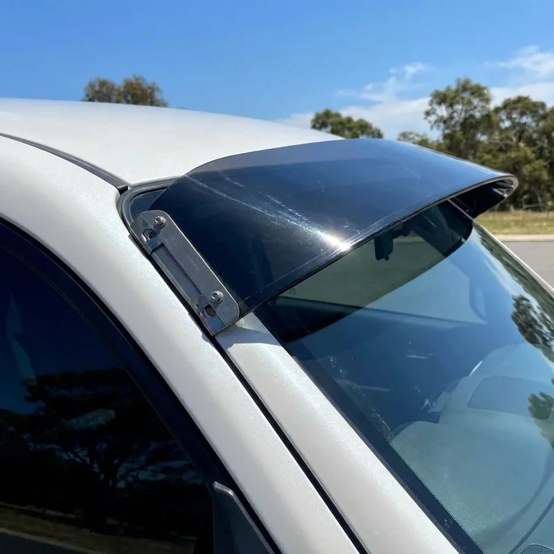 Fleetwood Pulse tahke akrüül-päikesevisiir tuuleklaasile (2019 - 2019) - 1