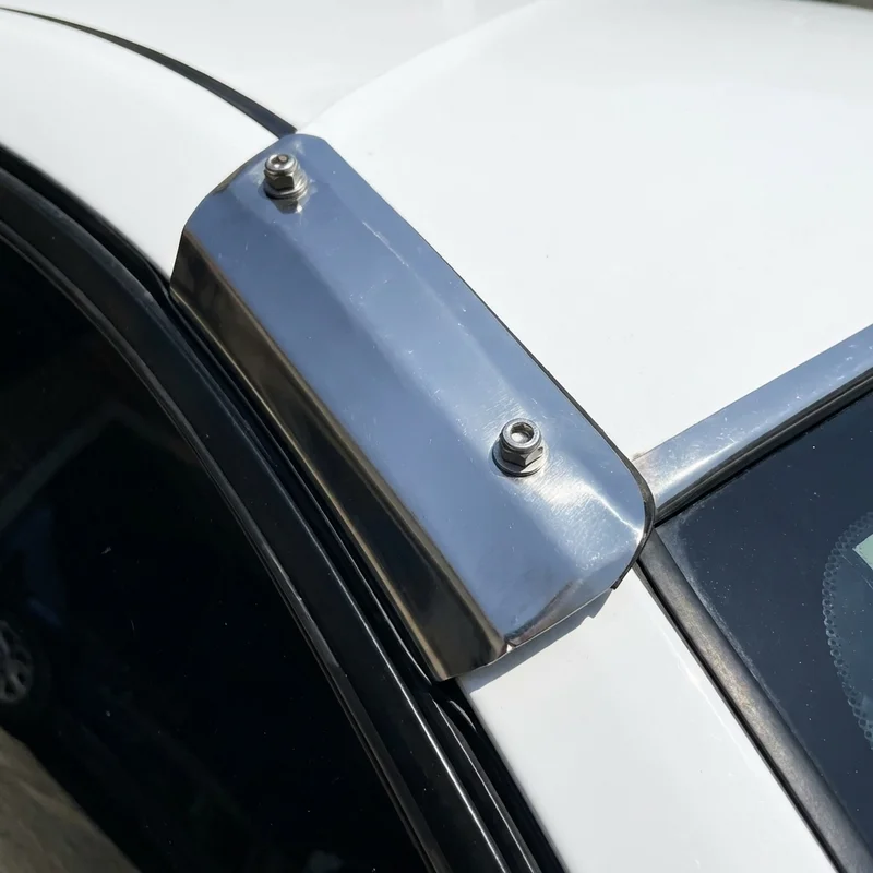 ชุดขายึดบังแดด Ford Explorer Sport (2001 - 2003) - 1