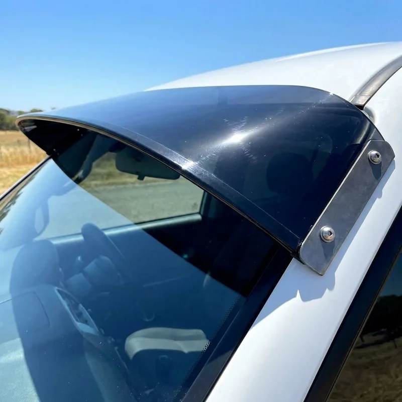 Ford F 350 Super Duty Solid Acrylic Windscreen Sunvisor (1999 - 2025) - 1