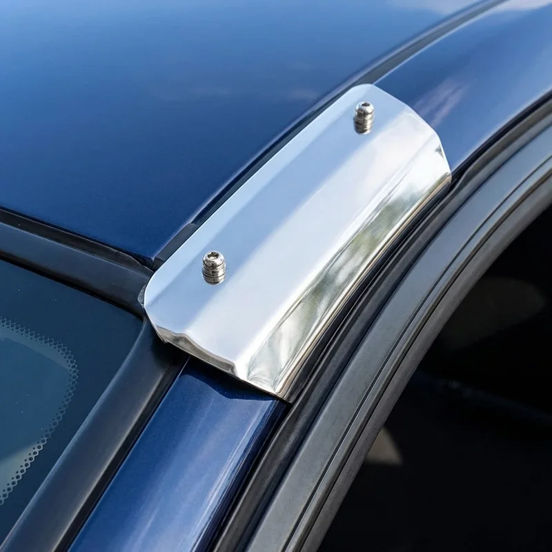 Ford Freestyle Sunvisor Mounting Bracket Kit (2005 - 2007) - 1