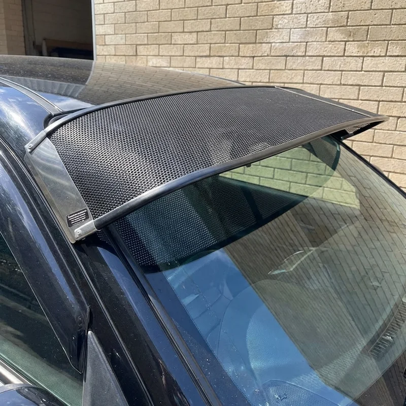 Ford Freestyle Mesh Windscreen Sunvisor (2005 - 2007) - 1