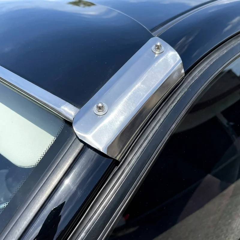 Ford Ghia Sunvisor Mounting Bracket Kit (1991 - 1994) - 1