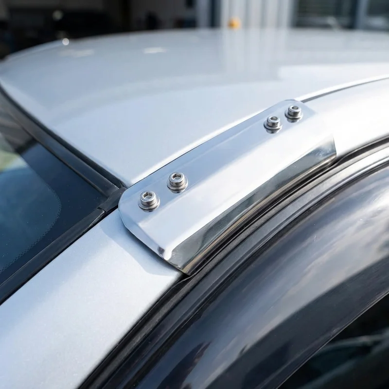 Ford L9000 Sunvisor Mounting Bracket Kit (1996 - 1997) - 1