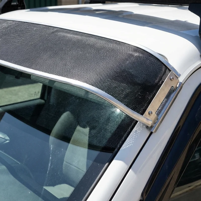 Ford L9000 Mesh Windscreen Sunvisor (1996 - 1997) - 1