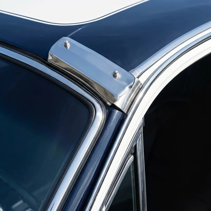 Ford LS8000F Sunvisor Mounting Bracket Kit (1996 - 1997) - 1