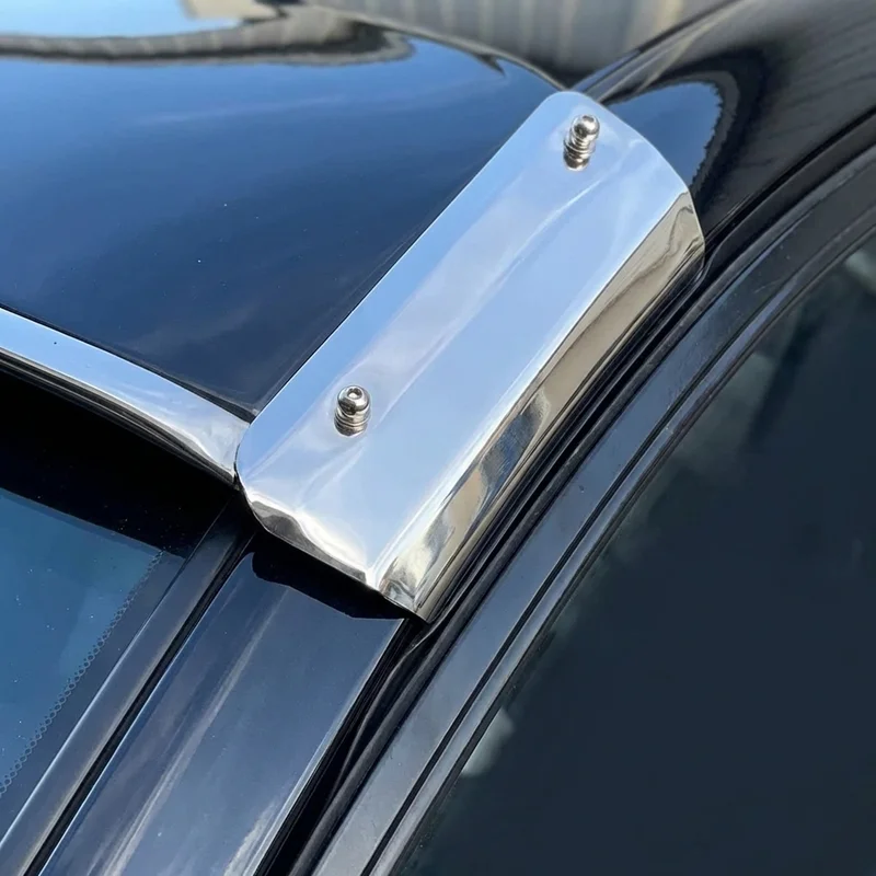 Kit Staffe di Montaggio Parasole Ford LT8511 (1998 - 1998) - 1