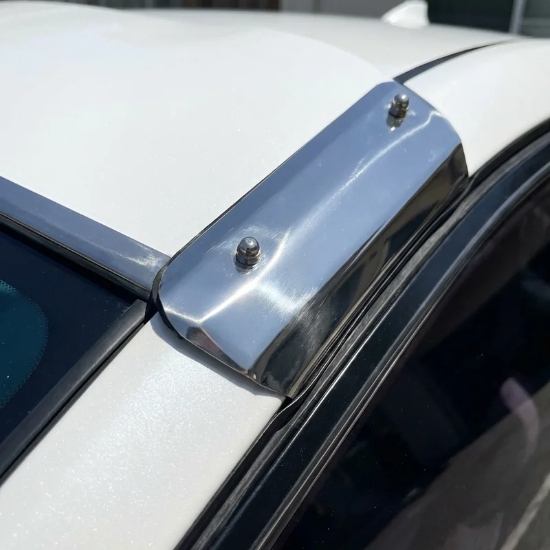 Ford LTS9000 Sonnenblenden-Montagehalterung (1996 - 1997) - 1