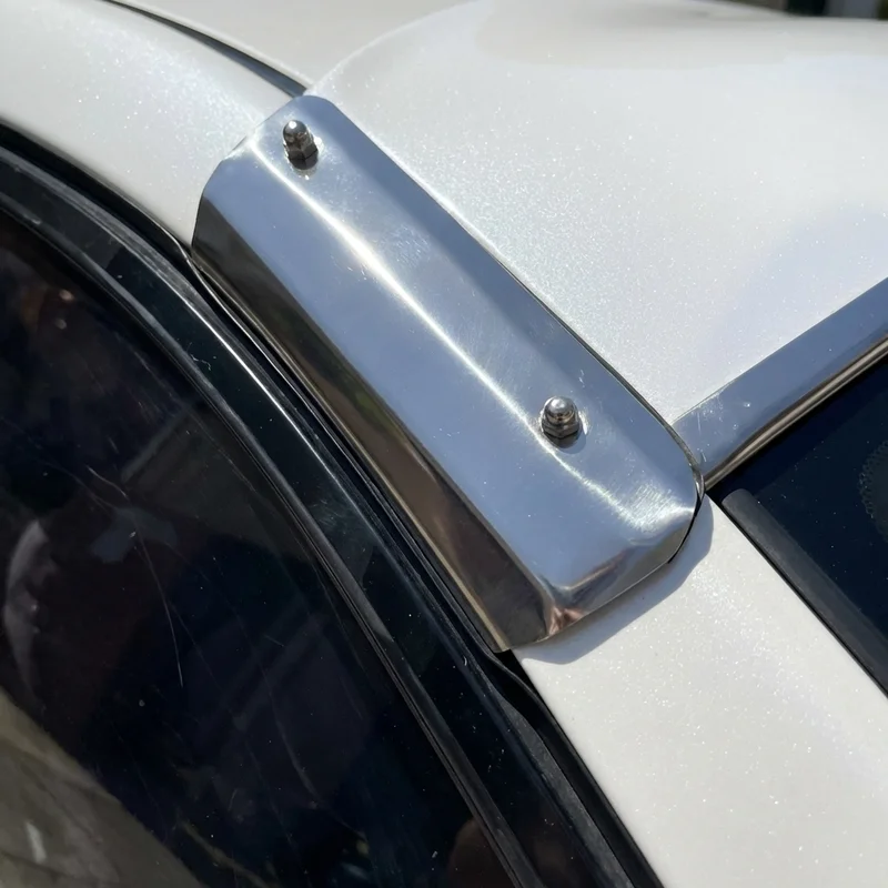 Ford Mystique Sunvisor Mounting Bracket Kit (1995 - 2000) - 1