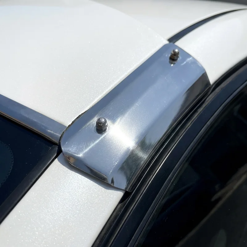 Ford Transit Connect Monteringsbeslag til Solskærm (2010 - 2023) - 1