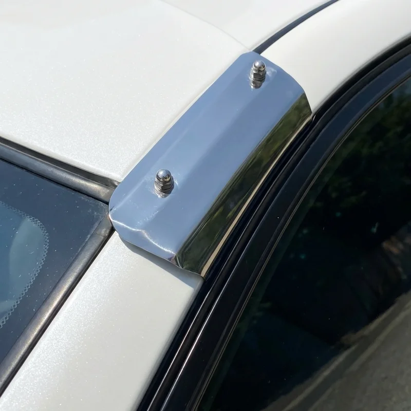 Freightliner eCascadia sada montážních držáků sluneční clony (2023 - 2025) - 1