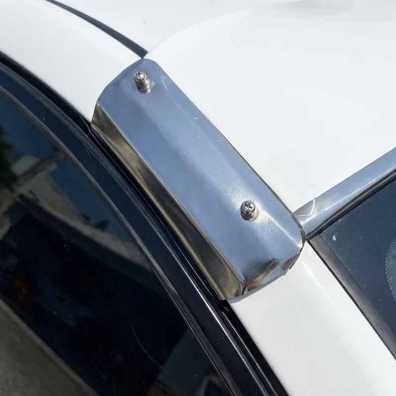 Freightliner MB60 Sunvisor Mounting Bracket Kit (1992 - 1995) - 1