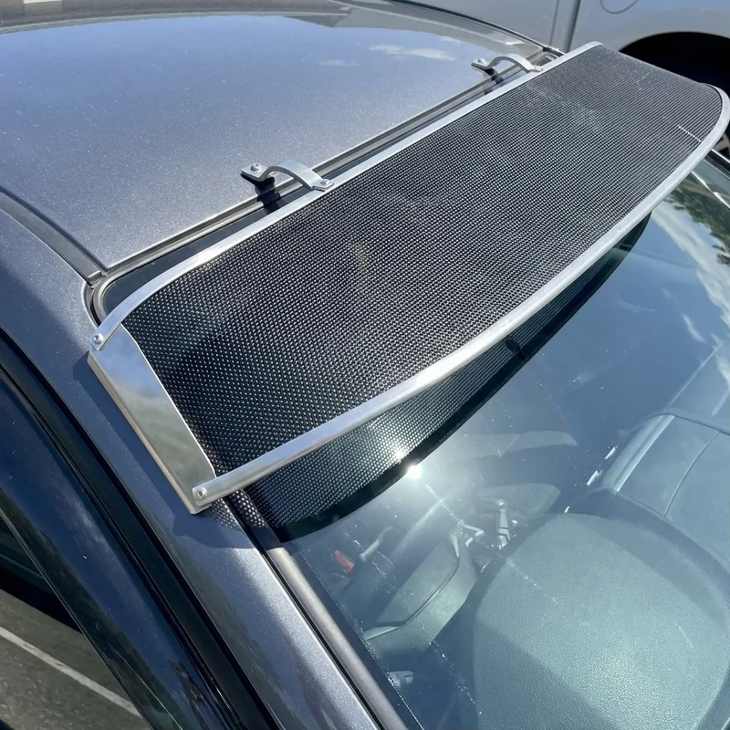 บังแดดกระจกหน้ารถแบบตาข่าย Freightliner S2RV (2019 - 2019) - 1