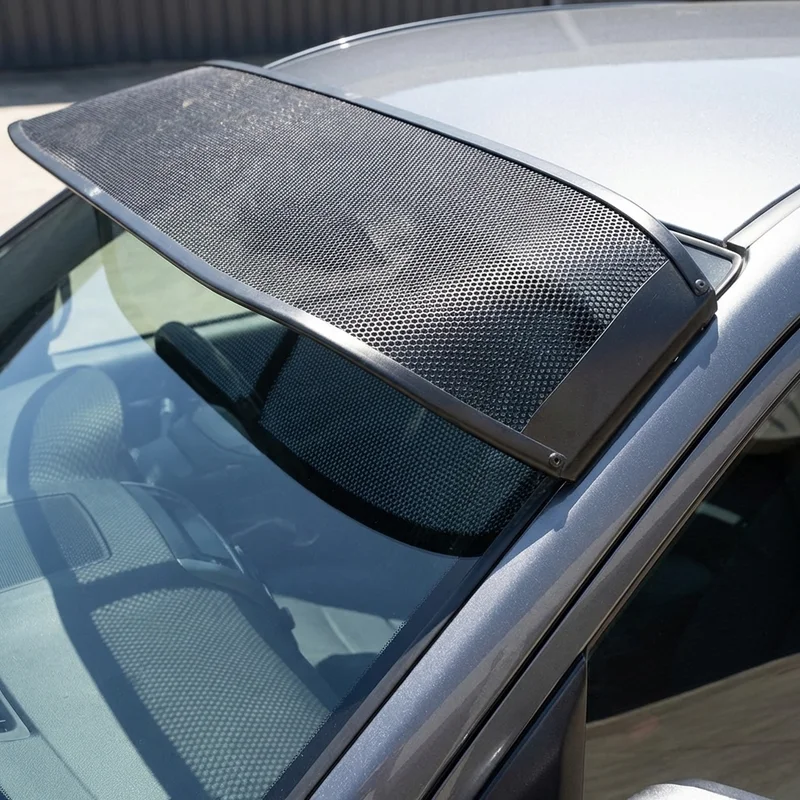 Geo Storm síťová sluneční clona na čelní sklo (1990 - 1993) - 1